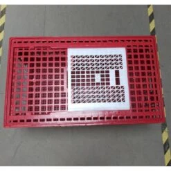 Cage Transport Grandes Volailles 96x57x42cm 3 Portes Rouge Et Blanche -Volaille Magasin cage transport grandes volailles 96x57x42 aytav dessus fermee