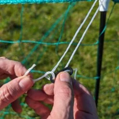 Filet Poule Grande Hauteur Double Pointe 25m X 1,26m - Zen Farm -Volaille Magasin filet poule zen farm 126cm 15m installation tendeur noeud 1