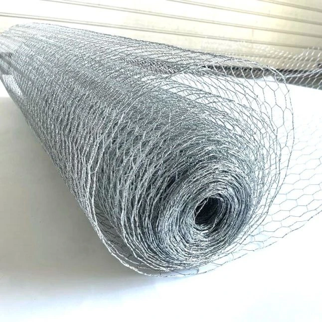 Grillage Poulailler Acier Galvanisé à Chaud Triple Torsion 25m X 1,5m épaisseur 0,8 Mm - Zen Farm 6 Grillage Poulailler Acier Galvanisé à Chaud Triple Torsion 25m X 1,5m épaisseur 0,8 Mm - Zen Farm – Image 4