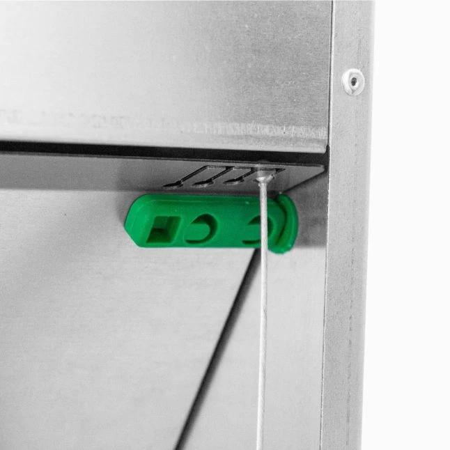 Mangeoire Anti Nuisible Poule Alma Basica Tôle Galvanisée 11L 5 Mangeoire Anti Nuisible Poule Alma Basica Tôle Galvanisée 11L – Image 3