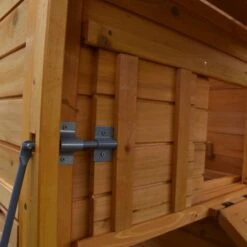 Poulailler Orava Toit Shingle Ouvrant 2 à 4 Poules 33 Poulailler Orava Toit Shingle Ouvrant 2 à 4 Poules -Volaille Magasin orava vue m canisme porte ouverte