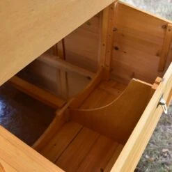 Poulailler Orava Toit Shingle Ouvrant 2 à 4 Poules 29 Poulailler Orava Toit Shingle Ouvrant 2 à 4 Poules -Volaille Magasin orava vue pondoir ouvert