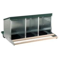 Perchoir En Bois Pour Pondoir Avec Fond Plastique 3 Compartiments - Gaun 5 Perchoir En Bois Pour Pondoir Avec Fond Plastique 3 Compartiments - Gaun -Volaille Magasin perchoir pour pondoir fond plastique gaun trois pondoirs installe