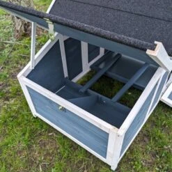 Poulailler Bantam XL Bleu Toit Shingle 2 à 4 Poules -Volaille Magasin poulailler bantam xl bleu vue pondoir