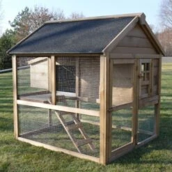 Poulailler Plymouth Toit Shingle Ouvrant 4 à 6 Poules Bois FSC -Volaille Magasin poulailler bois fsc plymouth 2 4 poules vue profil