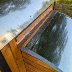 Poulailler Finlandais Toit Tôle Isolé Ouvrable 4 à 8 Poules -Volaille Magasin poulailler finlandais toit tole isole 4 a 8 poules detail pondoir