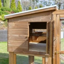 Poulailler Houdan XL Sur Pilotis Toit Shingle Noir 6 Poules Bois Epicéa -Volaille Magasin poulailler houdan xl pilotis porte exterieure ouverte