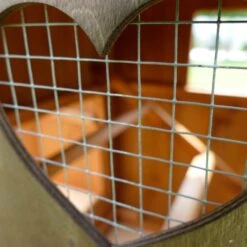 Poulailler Roulotte Toit Tôle 6 à 10 Poules Mobile -Volaille Magasin poulailler roulotte vue fenetre grillagee