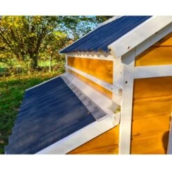 Poulailler Toit Renforcé M Toit Plastique 6 à 8 Poules -Volaille Magasin poulailler toit renforce 6 a 8 poules detail toit