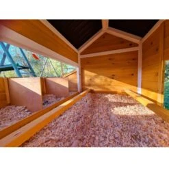 Poulailler Toit Renforcé M Toit Plastique 6 à 8 Poules -Volaille Magasin poulailler toit renforce 6 a 8 poules vue partie nuit