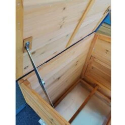 Poulailler Sussex L Toit Shingle Noir Ouvrant 4 à 6 Poules Bois FSC 24 Poulailler Sussex L Toit Shingle Noir Ouvrant 4 à 6 Poules Bois FSC -Volaille Magasin poulailler sussex detail detail toit ouvert